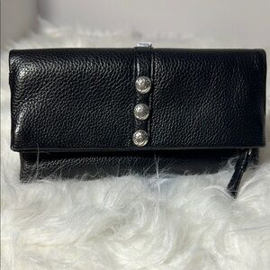Black Leather Brighton Nolita Shimmer Wallet Like New. p40